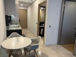 Haus On Handy (D9), Condominium #577224021